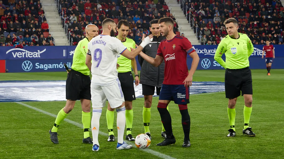 Partido de La Liga Santander entre Osasuna y Real Madrid disputado en el estadio de El Sadar. IÑIGO ALZUGARAY