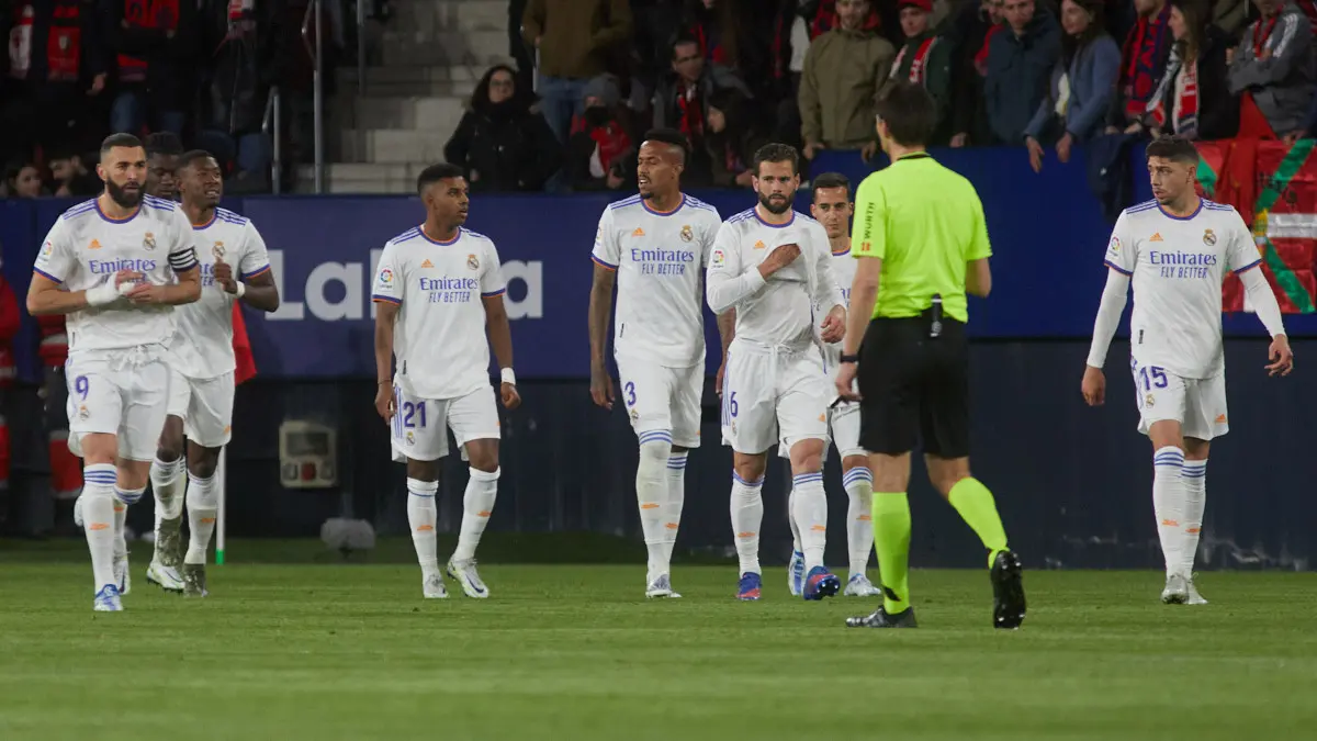 Partido de La Liga Santander entre Osasuna y Real Madrid disputado en el estadio de El Sadar. IÑIGO ALZUGARAY