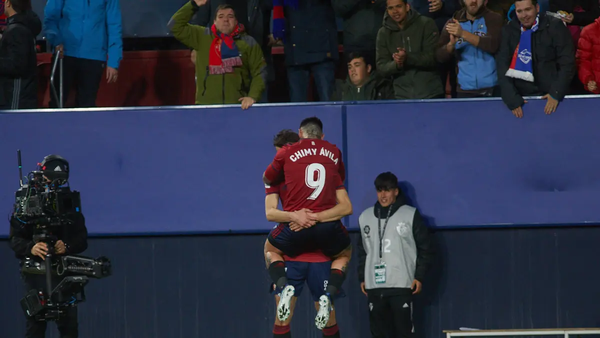 Partido de La Liga Santander entre Osasuna y Real Madrid disputado en el estadio de El Sadar. IÑIGO ALZUGARAY