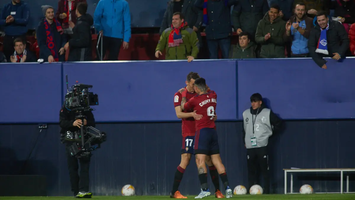 Partido de La Liga Santander entre Osasuna y Real Madrid disputado en el estadio de El Sadar. IÑIGO ALZUGARAY