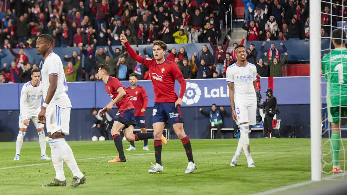 Partido de La Liga Santander entre Osasuna y Real Madrid disputado en el estadio de El Sadar. IÑIGO ALZUGARAY