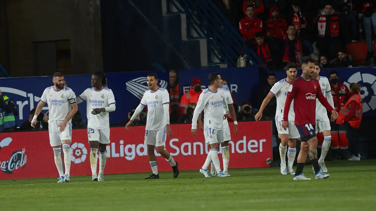Partido de La Liga Santander entre Osasuna y Real Madrid disputado en el estadio de El Sadar. IÑIGO ALZUGARAY
