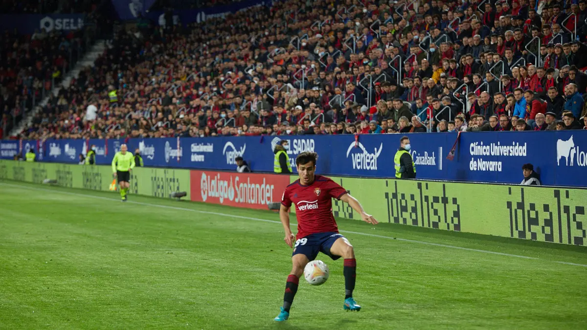 Partido de La Liga Santander entre Osasuna y Real Madrid disputado en el estadio de El Sadar. IÑIGO ALZUGARAY