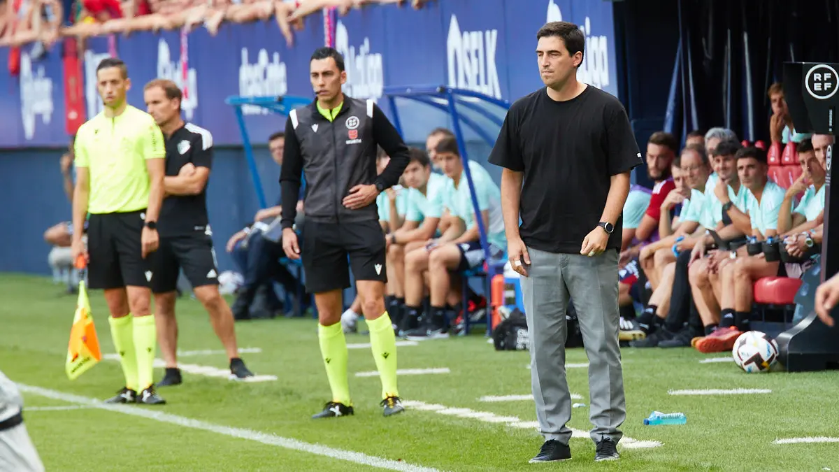Partido de La Liga Santander entre Osasuna y Rayo Vallecano disputado en el estadio de El Sadar. IÑIGO ALZUGARAY
