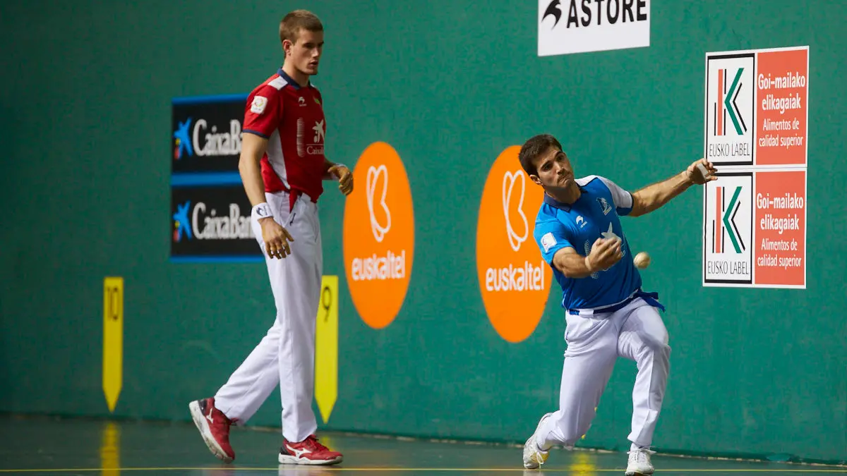 Partido de pelota de la semifinal del Masters Caixabank de parejas entre Ezkurdia-Mariezkurrena II y Jaka-Zabaleta celebrado en el Navarra Arena de Pamplona. IÑIGO ALZUGARAY