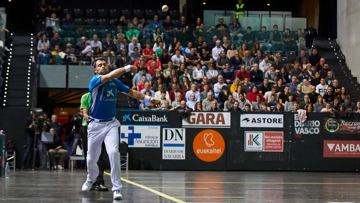 Partido de pelota de la semifinal del Masters Caixabank de parejas entre Ezkurdia-Mariezkurrena II y Jaka-Zabaleta celebrado en el Navarra Arena de Pamplona. IÑIGO ALZUGARAY