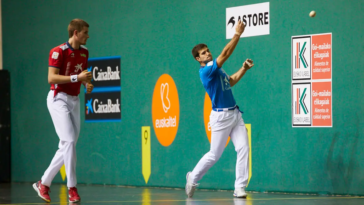Partido de pelota de la semifinal del Masters Caixabank de parejas entre Ezkurdia-Mariezkurrena II y Jaka-Zabaleta celebrado en el Navarra Arena de Pamplona. IÑIGO ALZUGARAY