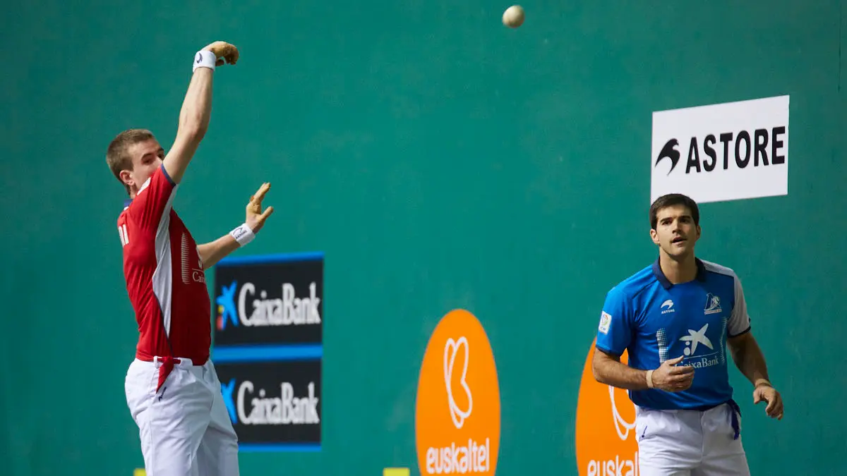 Partido de pelota de la semifinal del Masters Caixabank de parejas entre Ezkurdia-Mariezkurrena II y Jaka-Zabaleta celebrado en el Navarra Arena de Pamplona. IÑIGO ALZUGARAY