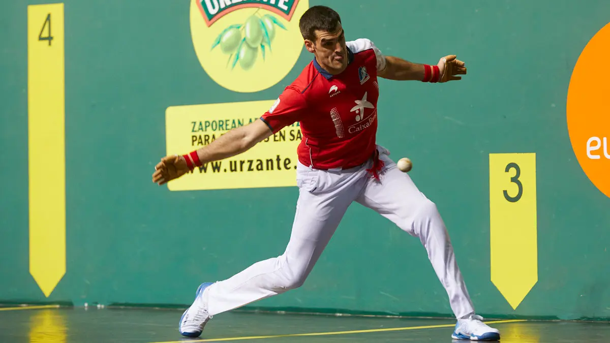 Partido de pelota de la semifinal del Masters Caixabank de parejas entre Ezkurdia-Mariezkurrena II y Jaka-Zabaleta celebrado en el Navarra Arena de Pamplona. IÑIGO ALZUGARAY