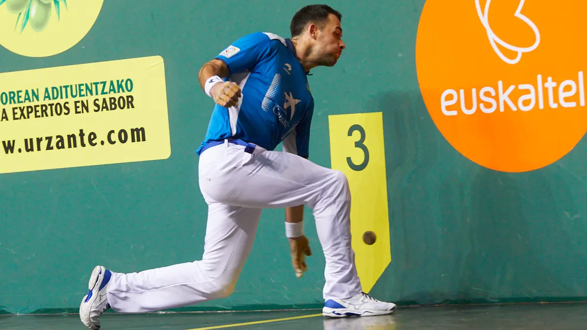 Partido de pelota de la semifinal del Masters Caixabank de parejas entre Ezkurdia-Mariezkurrena II y Jaka-Zabaleta celebrado en el Navarra Arena de Pamplona. IÑIGO ALZUGARAY