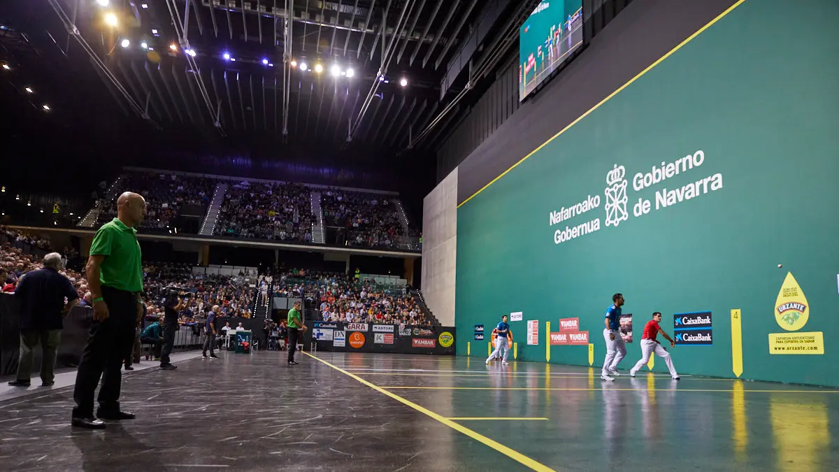 Partido de pelota de la semifinal del Masters Caixabank de parejas entre Ezkurdia-Mariezkurrena II y Jaka-Zabaleta celebrado en el Navarra Arena de Pamplona. IÑIGO ALZUGARAY