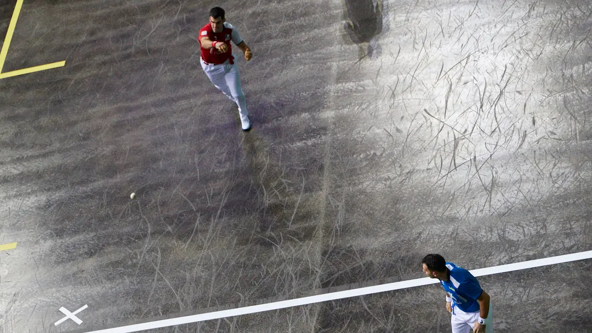 Partido de pelota de la semifinal del Masters Caixabank de parejas entre Ezkurdia-Mariezkurrena II y Jaka-Zabaleta celebrado en el Navarra Arena de Pamplona. IÑIGO ALZUGARAY