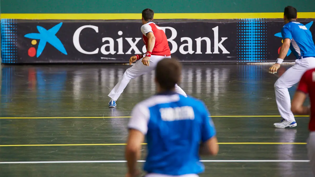Partido de pelota de la semifinal del Masters Caixabank de parejas entre Ezkurdia-Mariezkurrena II y Jaka-Zabaleta celebrado en el Navarra Arena de Pamplona. IÑIGO ALZUGARAY