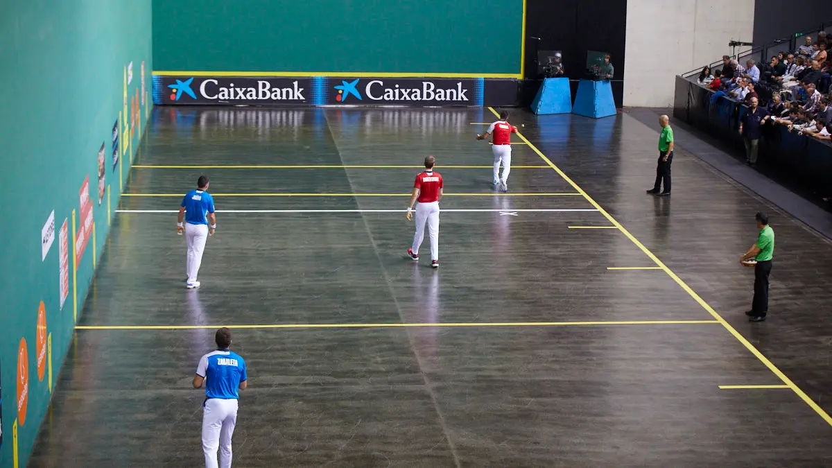 Partido de pelota de la semifinal del Masters Caixabank de parejas entre Ezkurdia-Mariezkurrena II y Jaka-Zabaleta celebrado en el Navarra Arena de Pamplona. IÑIGO ALZUGARAY