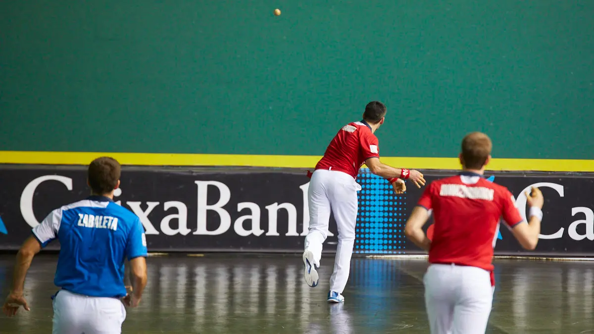 Partido de pelota de la semifinal del Masters Caixabank de parejas entre Ezkurdia-Mariezkurrena II y Jaka-Zabaleta celebrado en el Navarra Arena de Pamplona. IÑIGO ALZUGARAY