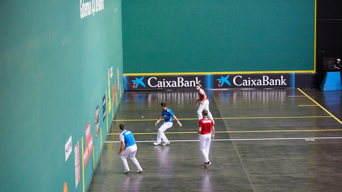 Partido de pelota de la semifinal del Masters Caixabank de parejas entre Ezkurdia-Mariezkurrena II y Jaka-Zabaleta celebrado en el Navarra Arena de Pamplona. IÑIGO ALZUGARAY