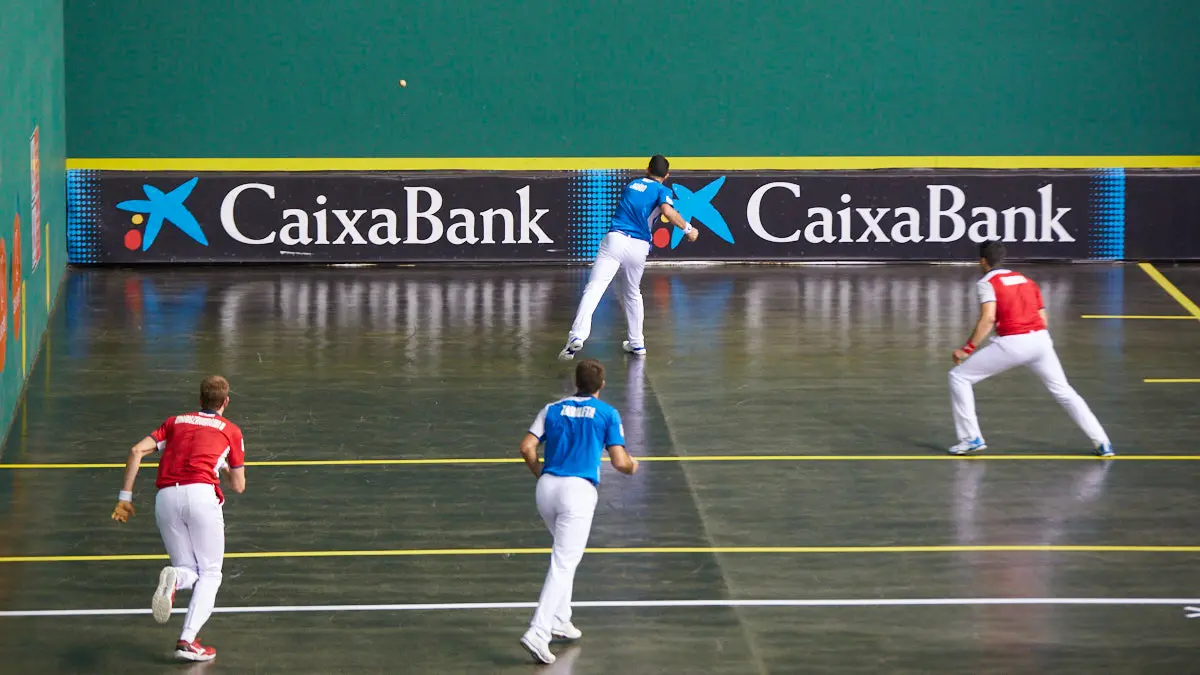 Partido de pelota de la semifinal del Masters Caixabank de parejas entre Ezkurdia-Mariezkurrena II y Jaka-Zabaleta celebrado en el Navarra Arena de Pamplona. IÑIGO ALZUGARAY