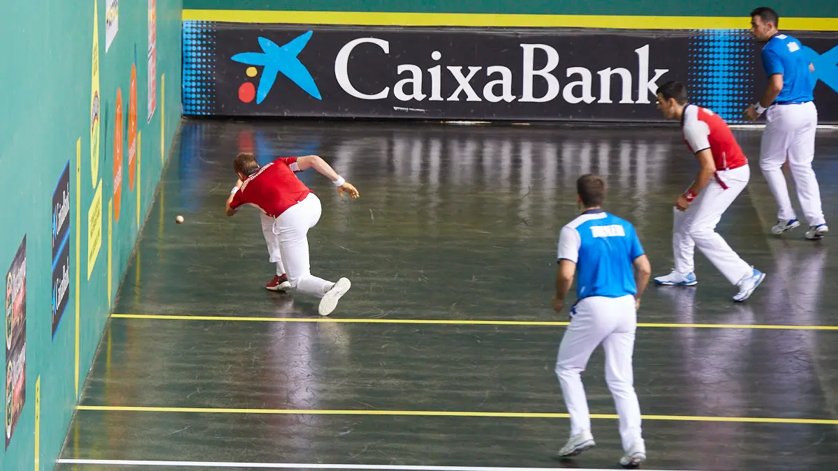 Partido de pelota de la semifinal del Masters Caixabank de parejas entre Ezkurdia-Mariezkurrena II y Jaka-Zabaleta celebrado en el Navarra Arena de Pamplona. IÑIGO ALZUGARAY