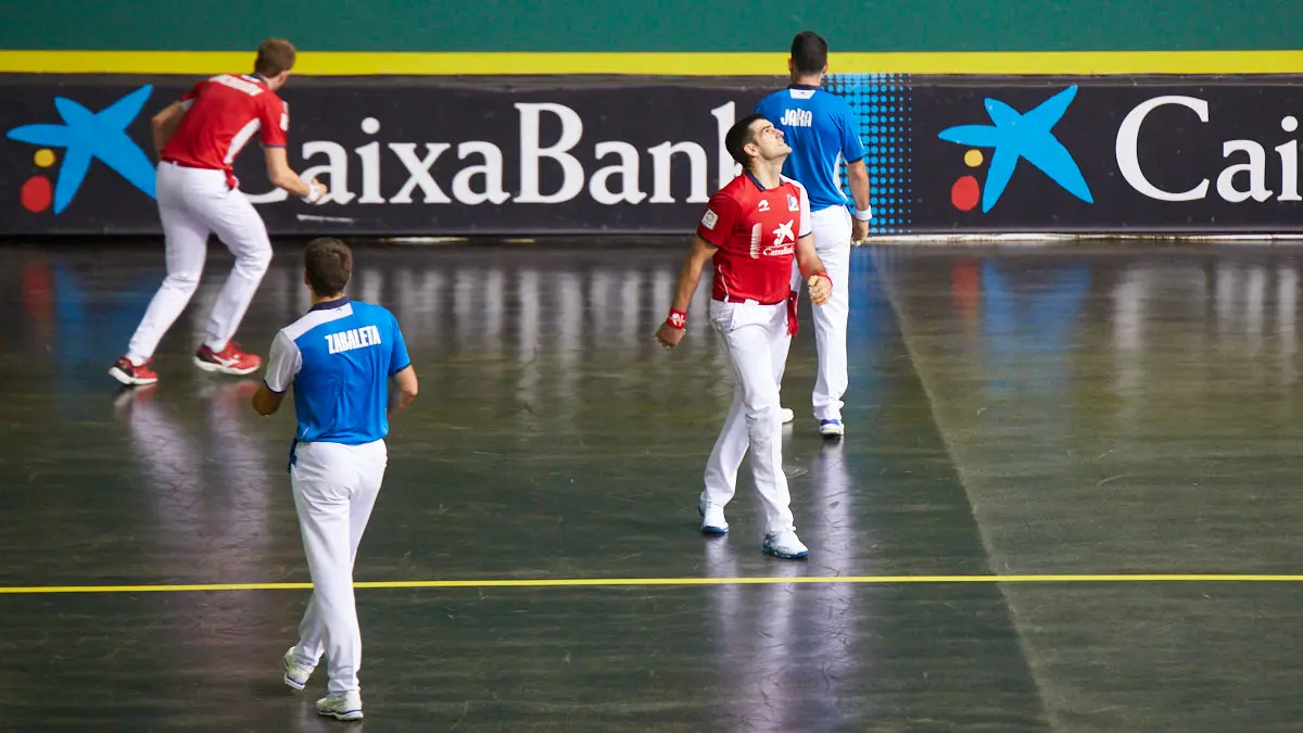 Partido de pelota de la semifinal del Masters Caixabank de parejas entre Ezkurdia-Mariezkurrena II y Jaka-Zabaleta celebrado en el Navarra Arena de Pamplona. IÑIGO ALZUGARAY