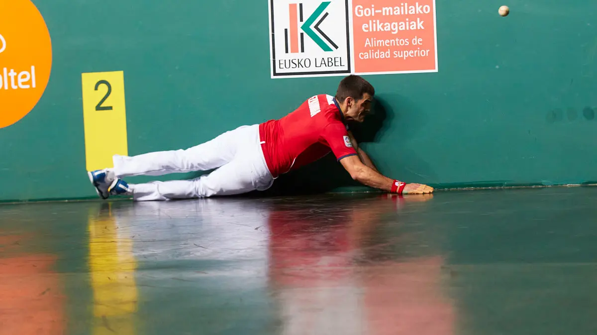 Partido de pelota de la semifinal del Masters Caixabank de parejas entre Ezkurdia-Mariezkurrena II y Jaka-Zabaleta celebrado en el Navarra Arena de Pamplona. IÑIGO ALZUGARAY