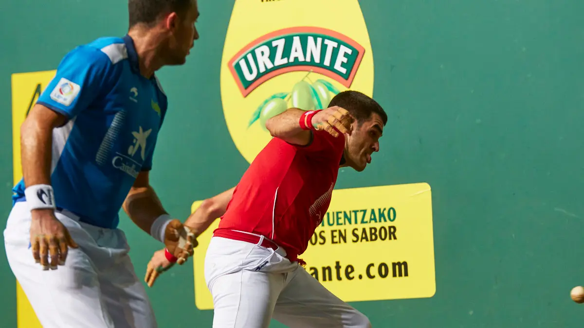 Partido de pelota de la semifinal del Masters Caixabank de parejas entre Ezkurdia-Mariezkurrena II y Jaka-Zabaleta celebrado en el Navarra Arena de Pamplona. IÑIGO ALZUGARAY
