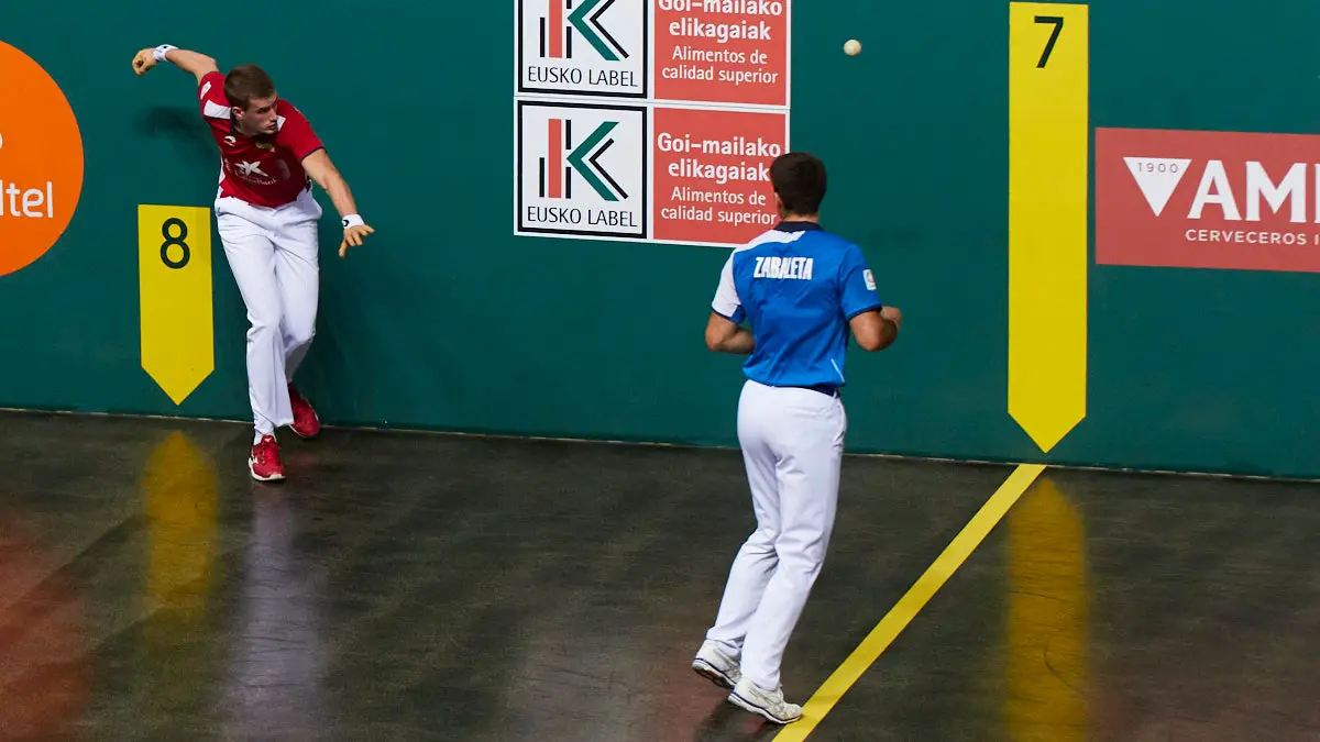 Partido de pelota de la semifinal del Masters Caixabank de parejas entre Ezkurdia-Mariezkurrena II y Jaka-Zabaleta celebrado en el Navarra Arena de Pamplona. IÑIGO ALZUGARAY