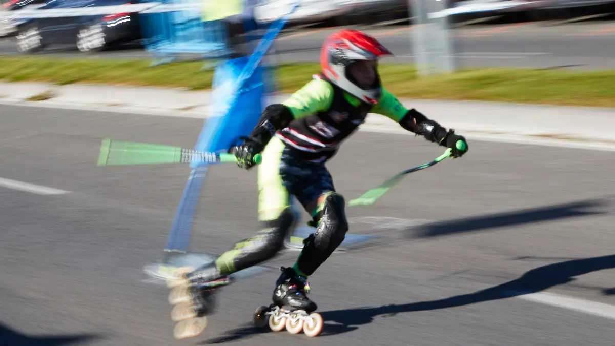 III Trofeo ciudad de Pamplona y Campeonato de España Combinada de patinaje Alpino en línea en la avenida Juan Pablo II de Pamplona. IÑIGO ALZUGARAY