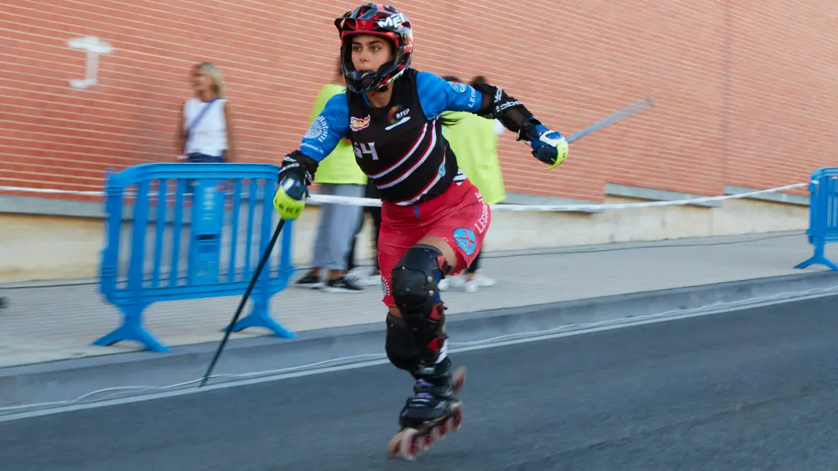 III Trofeo ciudad de Pamplona y Campeonato de España Combinada de patinaje Alpino en línea en la avenida Juan Pablo II de Pamplona. IÑIGO ALZUGARAY