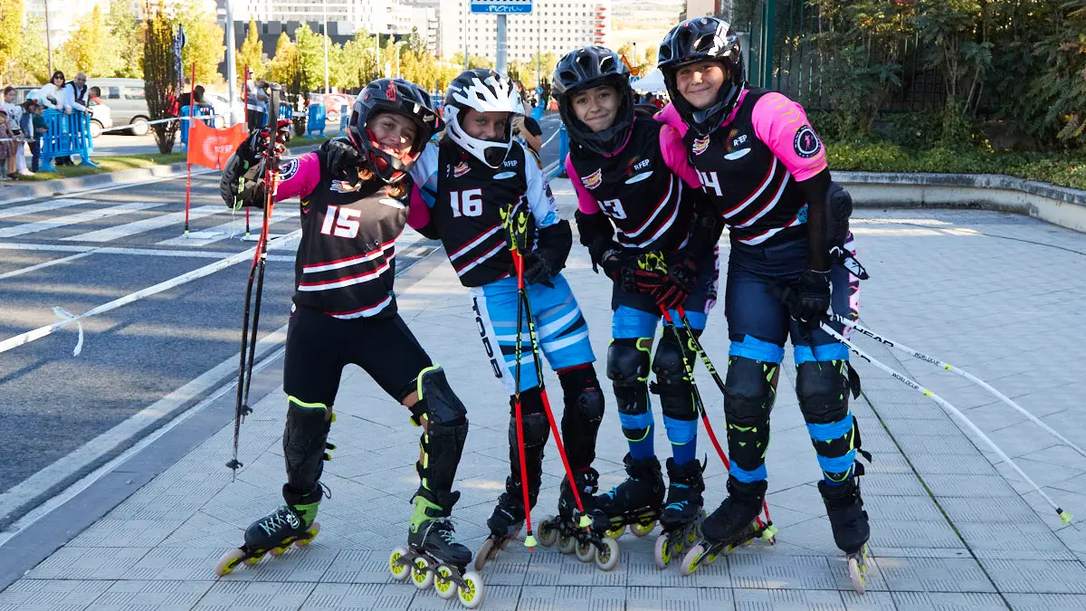 III Trofeo ciudad de Pamplona y Campeonato de España Combinada de patinaje Alpino en línea en la avenida Juan Pablo II de Pamplona. IÑIGO ALZUGARAY