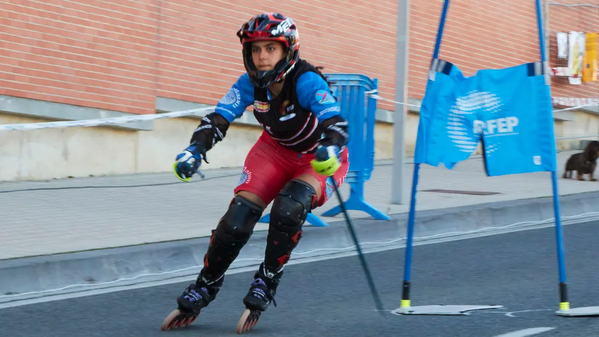 III Trofeo ciudad de Pamplona y Campeonato de España Combinada de patinaje Alpino en línea en la avenida Juan Pablo II de Pamplona. IÑIGO ALZUGARAY