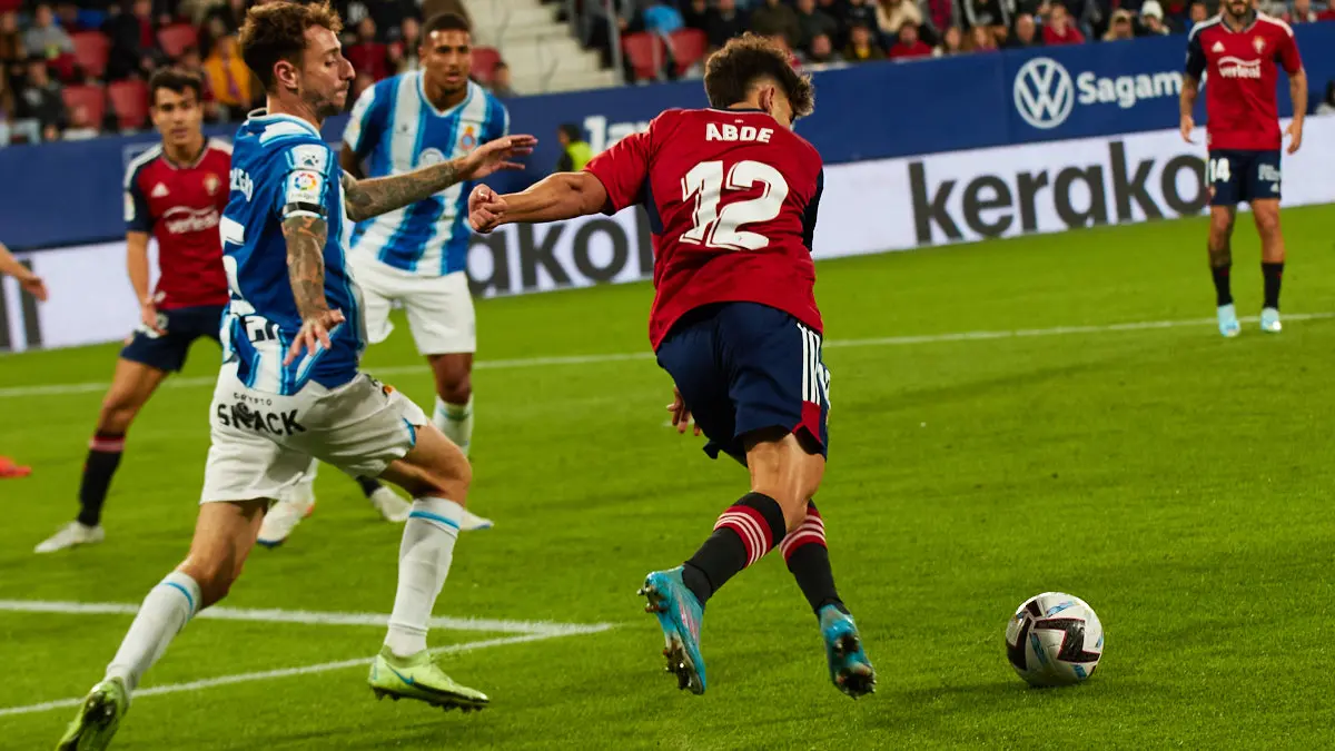 Partido de La Liga Santander entre CA Osasuna y RCD Espanyol disputado en el estadio de El Sadar. IÑIGO ALZUGARAY