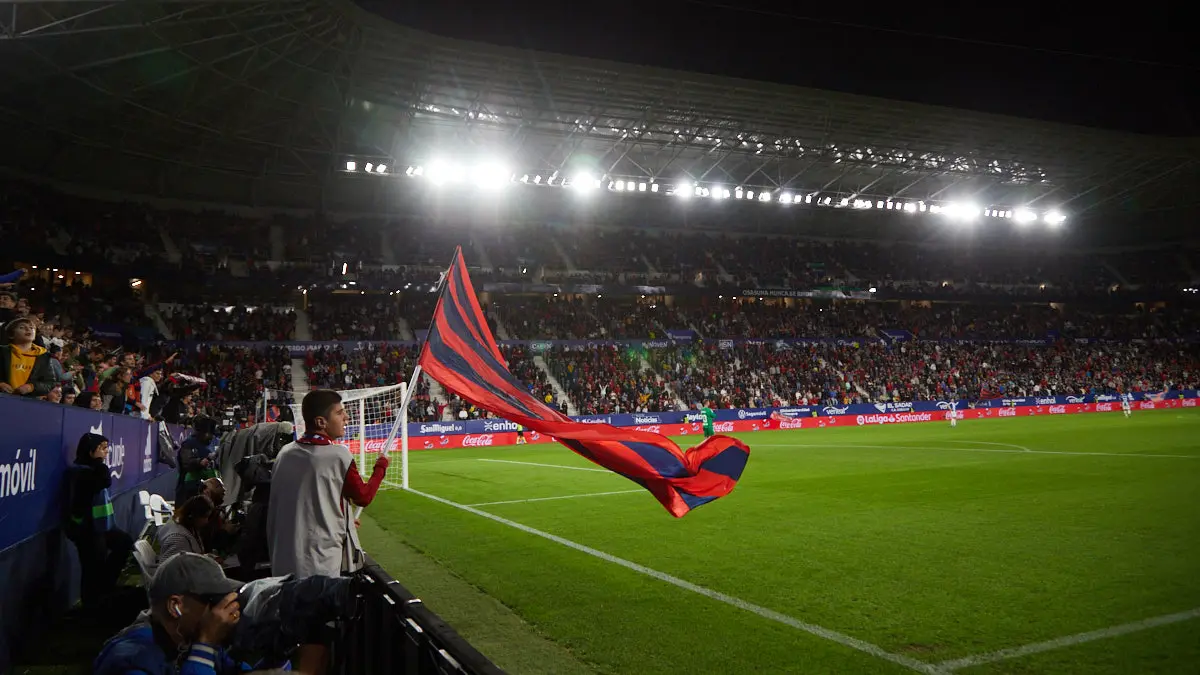 Partido de La Liga Santander entre CA Osasuna y RCD Espanyol disputado en el estadio de El Sadar. IÑIGO ALZUGARAY