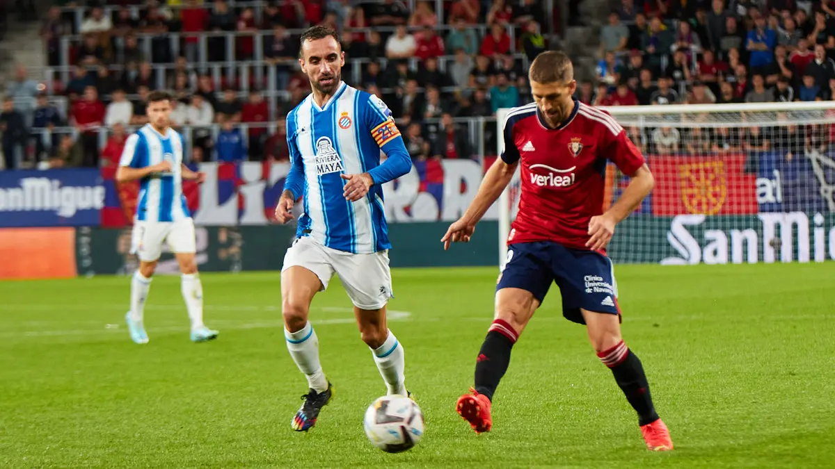 Partido de La Liga Santander entre CA Osasuna y RCD Espanyol disputado en el estadio de El Sadar. IÑIGO ALZUGARAY