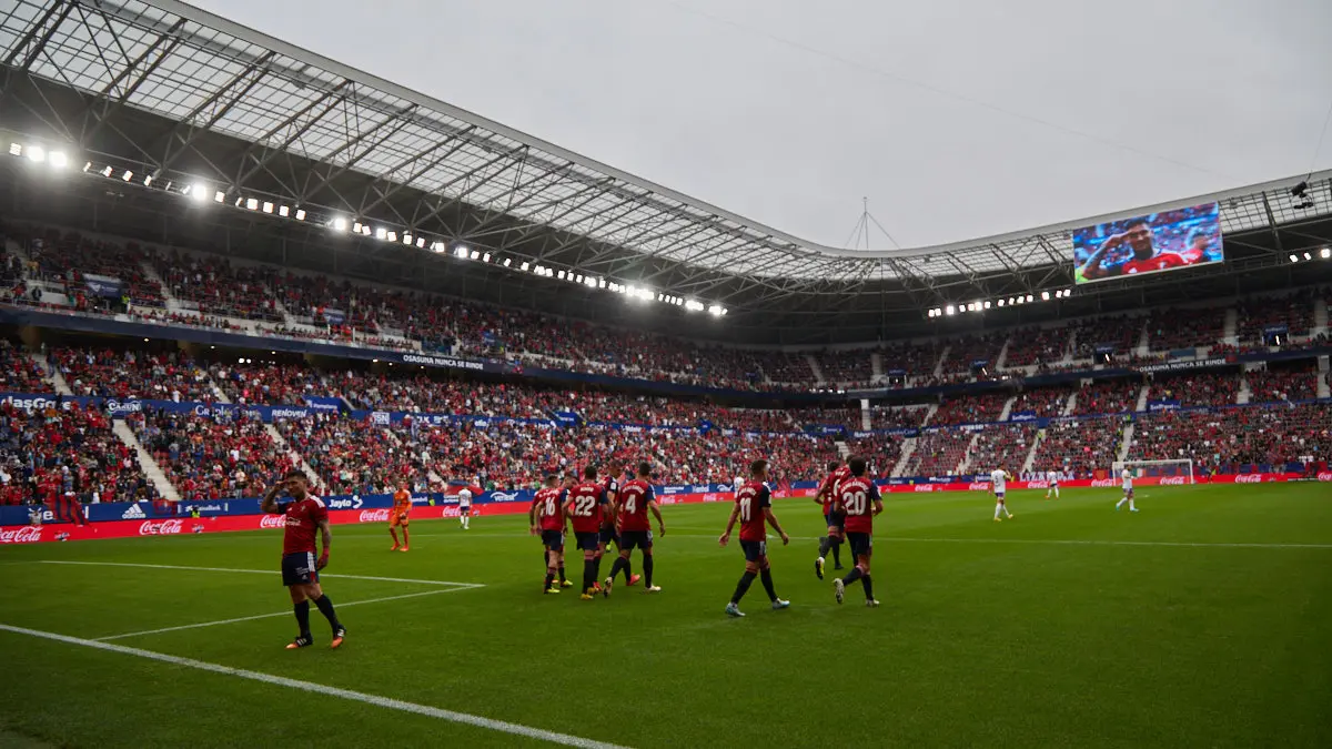 Partido de La Liga Santander entre Osasuna y Real Valladolid disputado en el estadio de El Sadar. IÑIGO ALZUGARAY