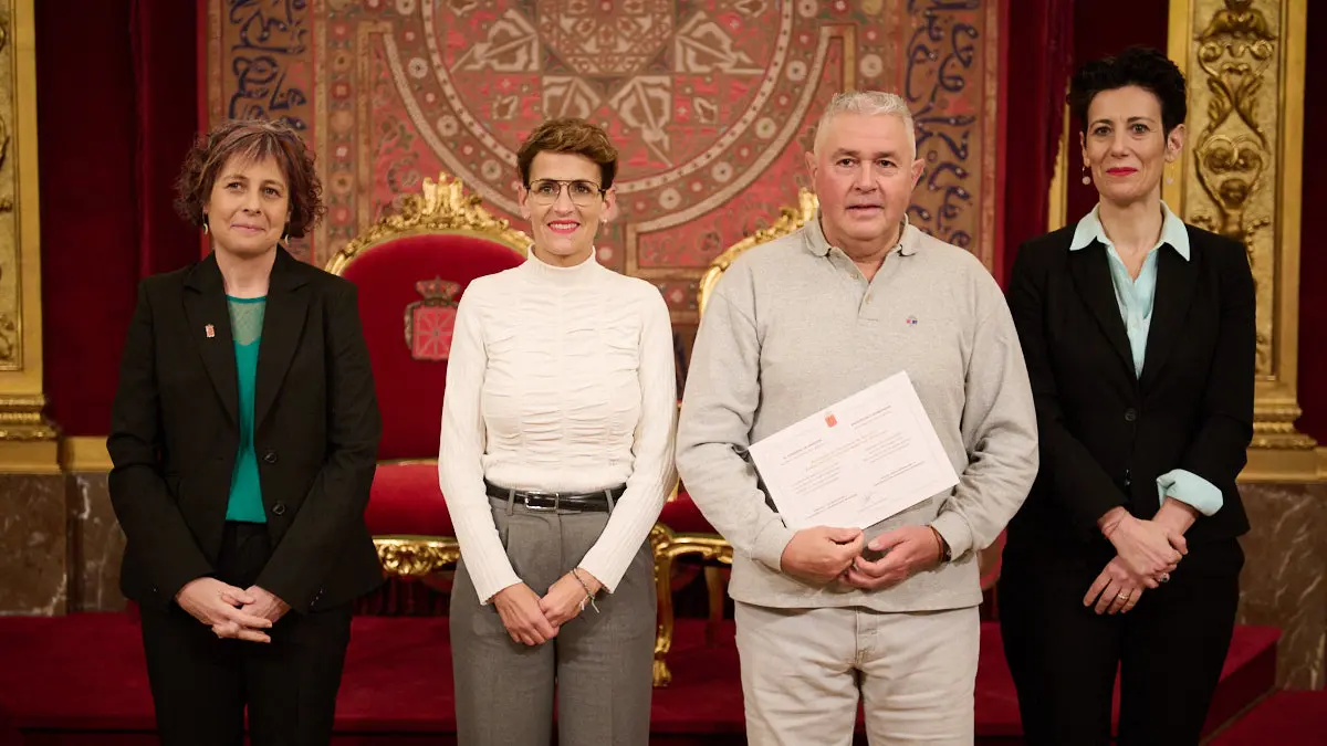 Acto de reconocimiento a las personas que durante 2022 han donado a la Comunidad foral objetos de valor histórico con destino a sus museos y archivos, u otro tipo de bienes significativos. PABLO LASAOSA