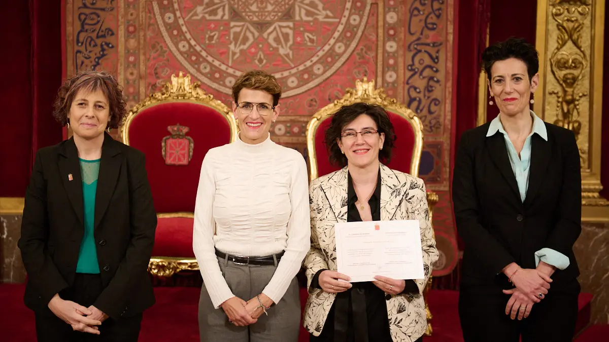 Acto de reconocimiento a las personas que durante 2022 han donado a la Comunidad foral objetos de valor histórico con destino a sus museos y archivos, u otro tipo de bienes significativos. PABLO LASAOSA