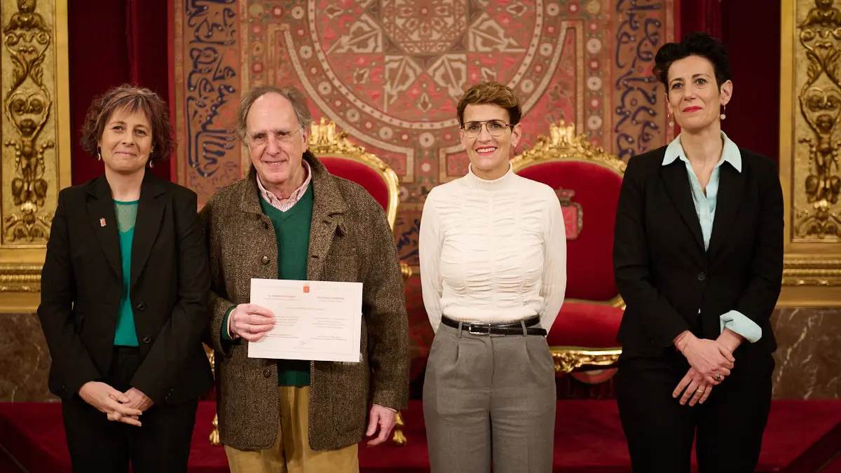 Acto de reconocimiento a las personas que durante 2022 han donado a la Comunidad foral objetos de valor histórico con destino a sus museos y archivos, u otro tipo de bienes significativos. PABLO LASAOSA