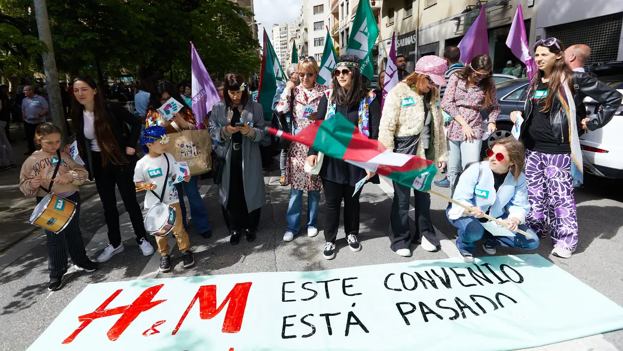 Manifestación de ELA, con el lema 'Borrokan, irabazteko (En la lucha, para ganar)', con motivo del 1º de mayo. IÑIGO ALZUGARAY