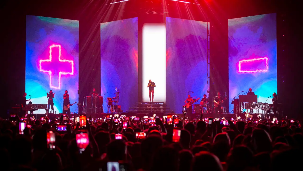 Concierto de Alejandro Sanz en el Navarra Arena de Pamplona dentro de su gira Sanz en Vivo. JASMINA AHMETSPAHIC