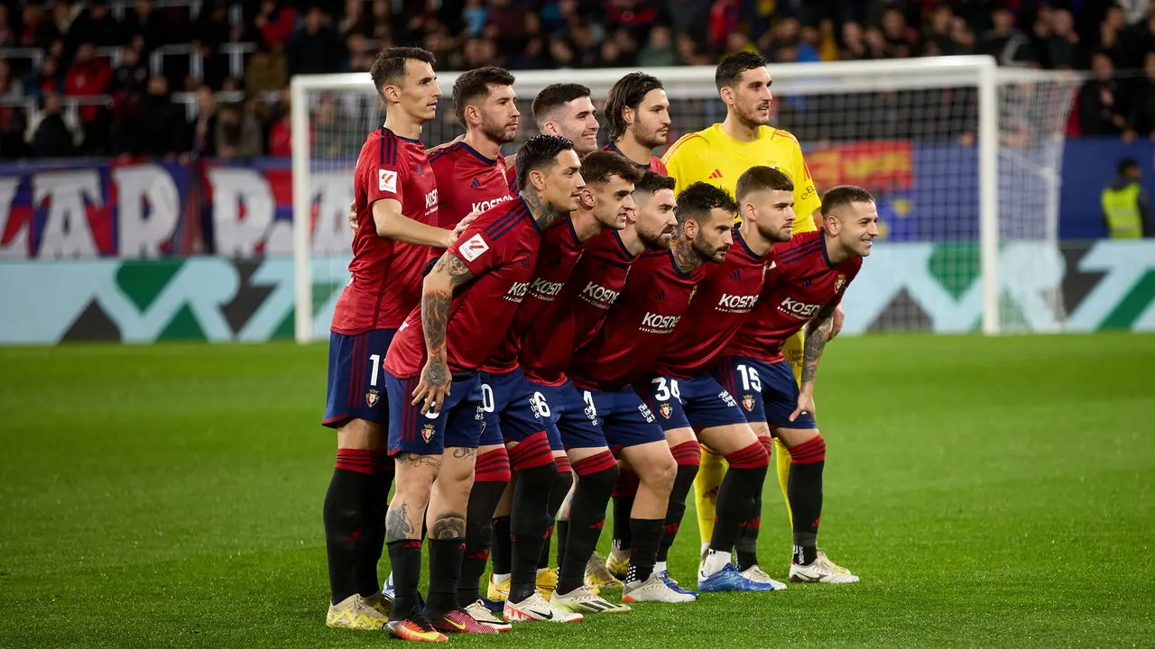 Partido de La Liga EA Sports entre CA Osasuna y Rayo Vallecano disputado en el estadio de El Sadar en Pamplona. IÑIGO ALZUGARAY