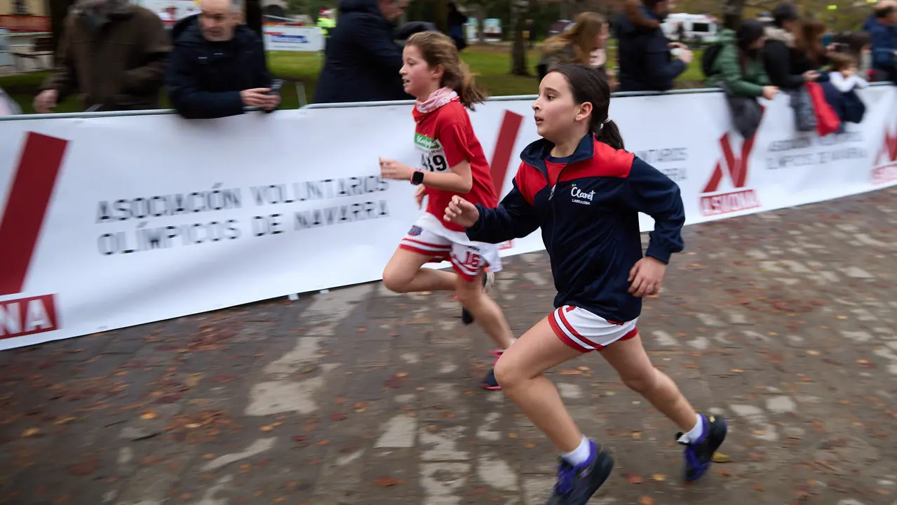 XIII Carrera Infantil de la Navidad en la Ciudadela de Pamplona. IÑIGO ALZUGARAY