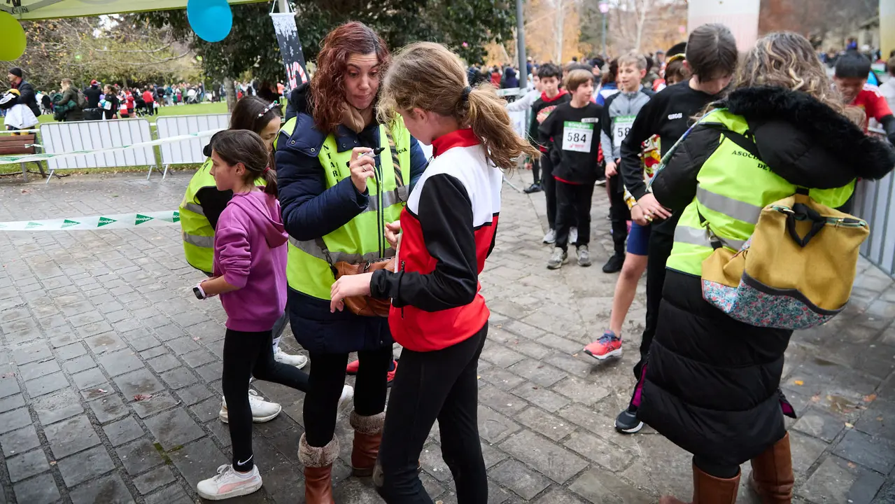 XIII Carrera Infantil de la Navidad en la Ciudadela de Pamplona. IÑIGO ALZUGARAY