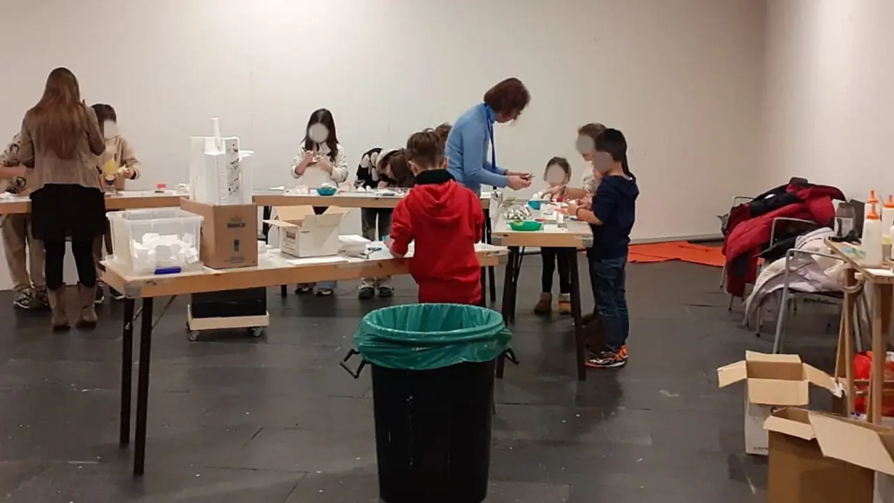 Talleres infantiles de Belenismo en Baluarte. ASOCIACIÓN DE BELENISTAS DE PAMPLONA