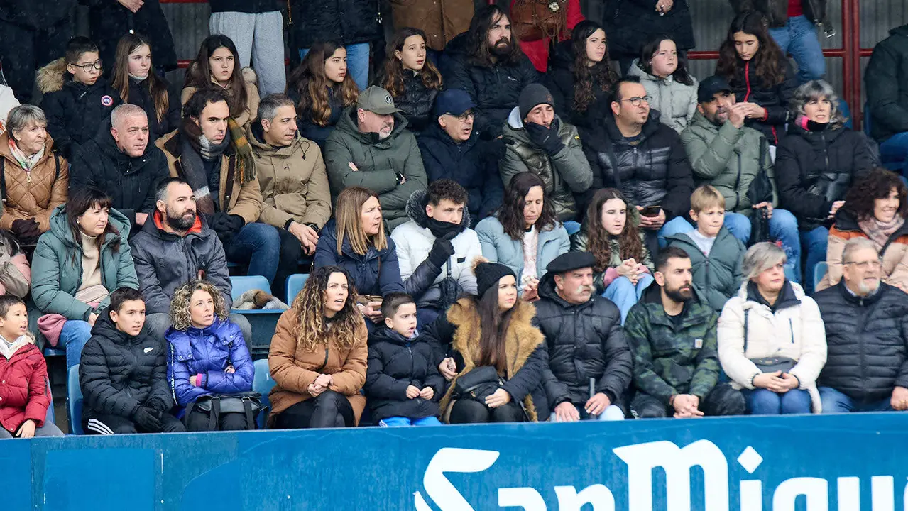 Final del XLII Torneo Interescolar de Osasuna en categoría benjamín mixto disputado en las instalaciones de Tajonar. IÑIGO ALZUGARAY