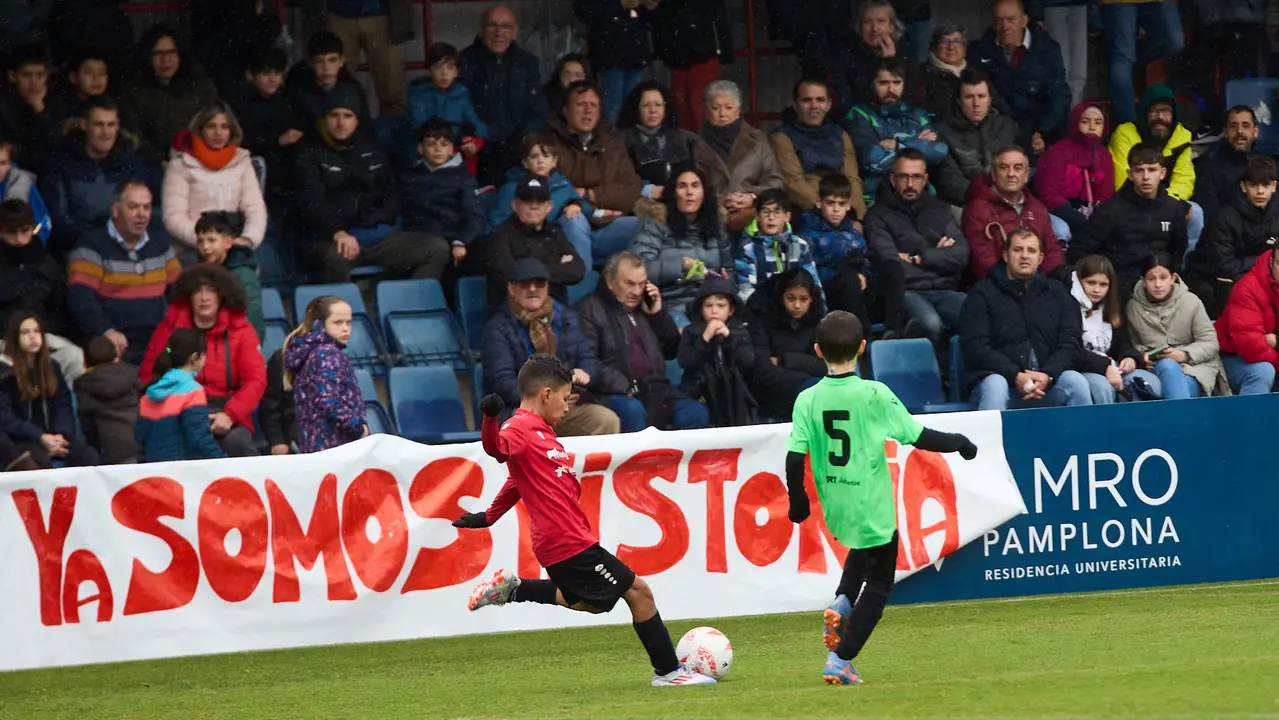 Final del XLII Torneo Interescolar de Osasuna en categoría benjamín mixto disputado en las instalaciones de Tajonar. IÑIGO ALZUGARAY