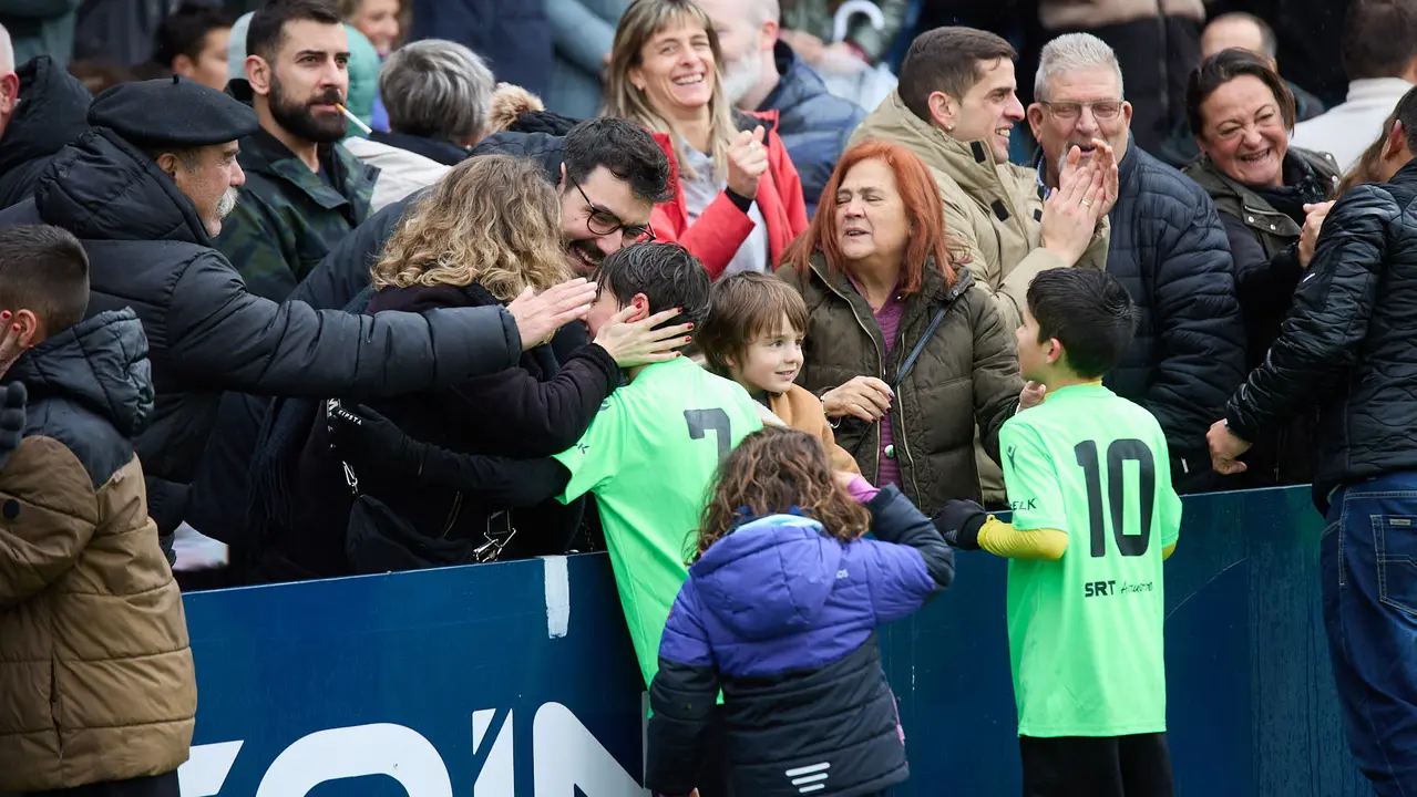 Final del XLII Torneo Interescolar de Osasuna en categoría benjamín mixto disputado en las instalaciones de Tajonar. IÑIGO ALZUGARAY
