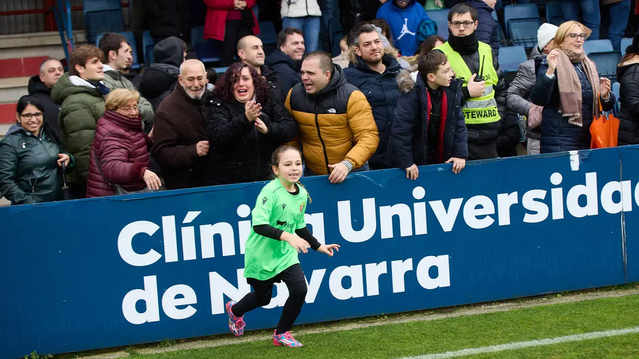 Final del XLII Torneo Interescolar de Osasuna en categoría benjamín mixto disputado en las instalaciones de Tajonar. IÑIGO ALZUGARAY