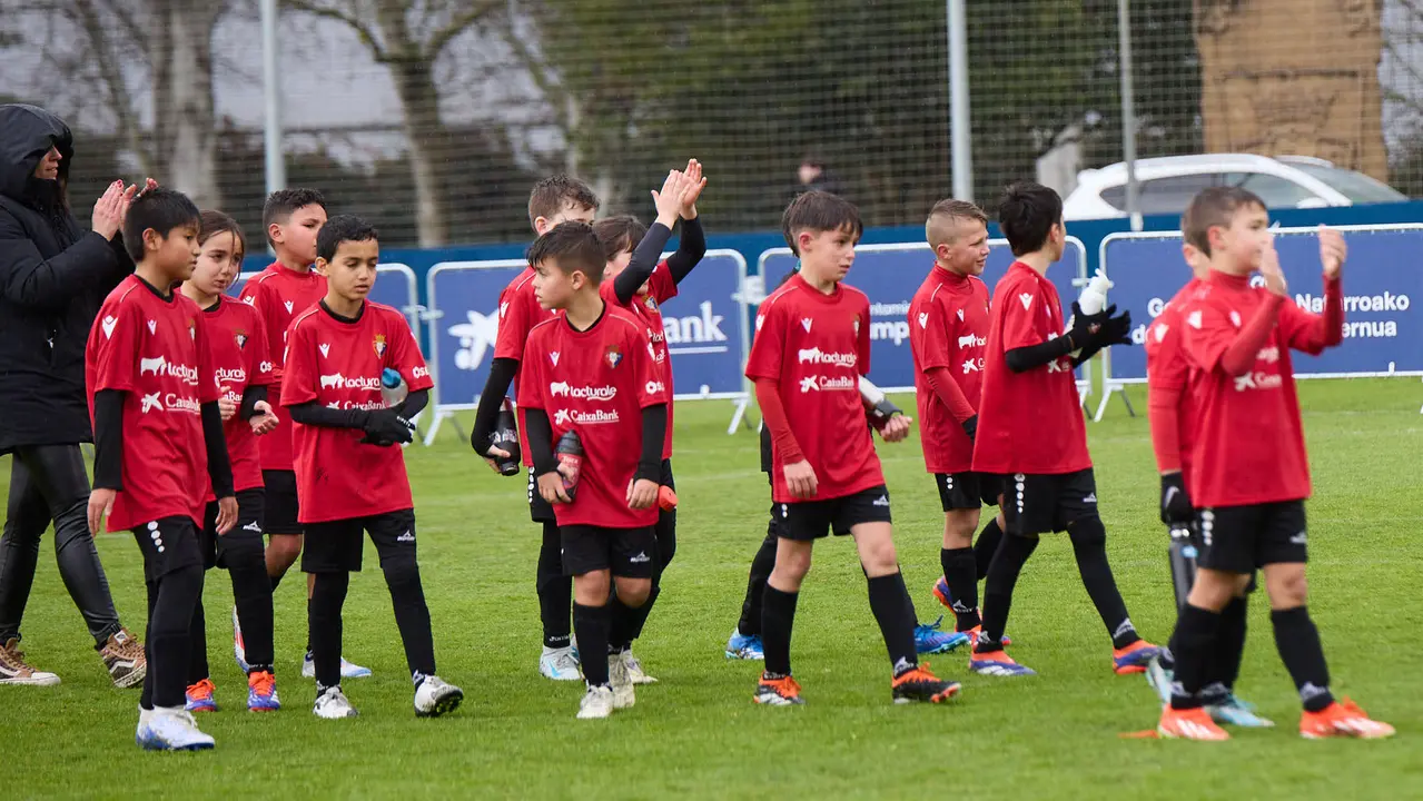 Final del XLII Torneo Interescolar de Osasuna en categoría benjamín mixto disputado en las instalaciones de Tajonar. IÑIGO ALZUGARAY