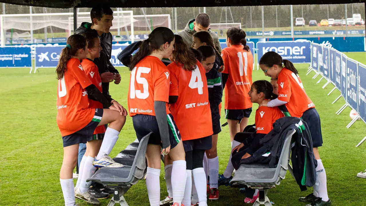Final del XLII Torneo Interescolar de Osasuna en categoría femenina disputado en las instalaciones de Tajonar. IÑIGO ALZUGARAY