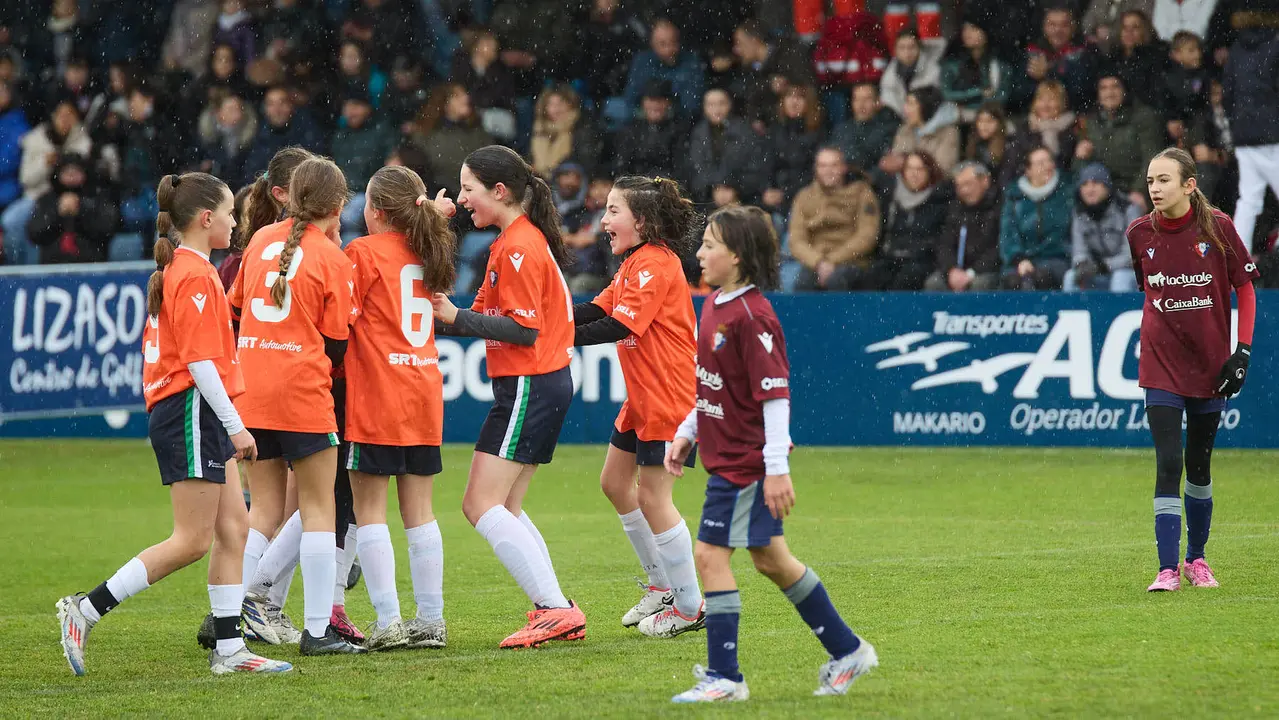 Final del XLII Torneo Interescolar de Osasuna en categoría femenina disputado en las instalaciones de Tajonar. IÑIGO ALZUGARAY